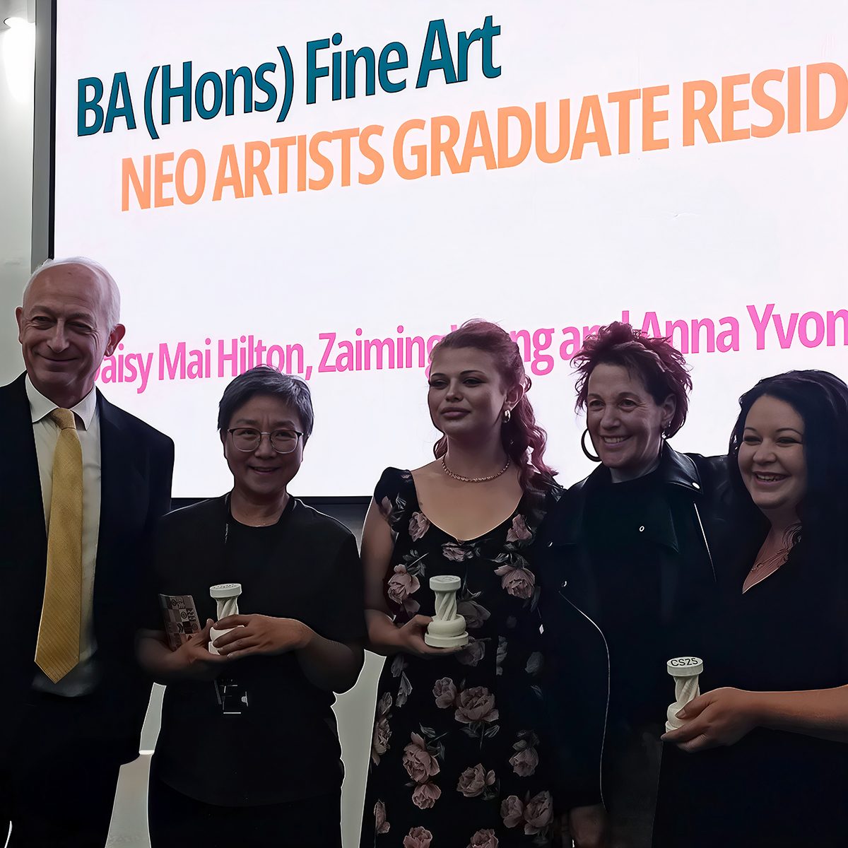 Louise Garman presenting the Neo Artists Graduate Residency Award