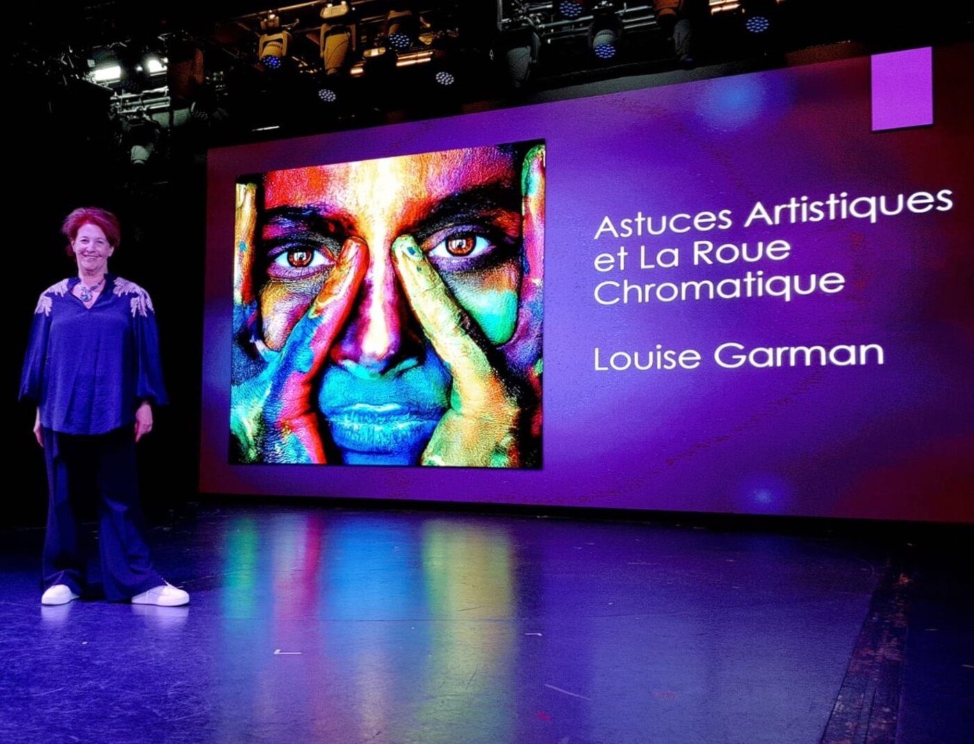 Louise Garman presenting Astuces Artistiques et La Roue Chromatique aboard the cruise ship