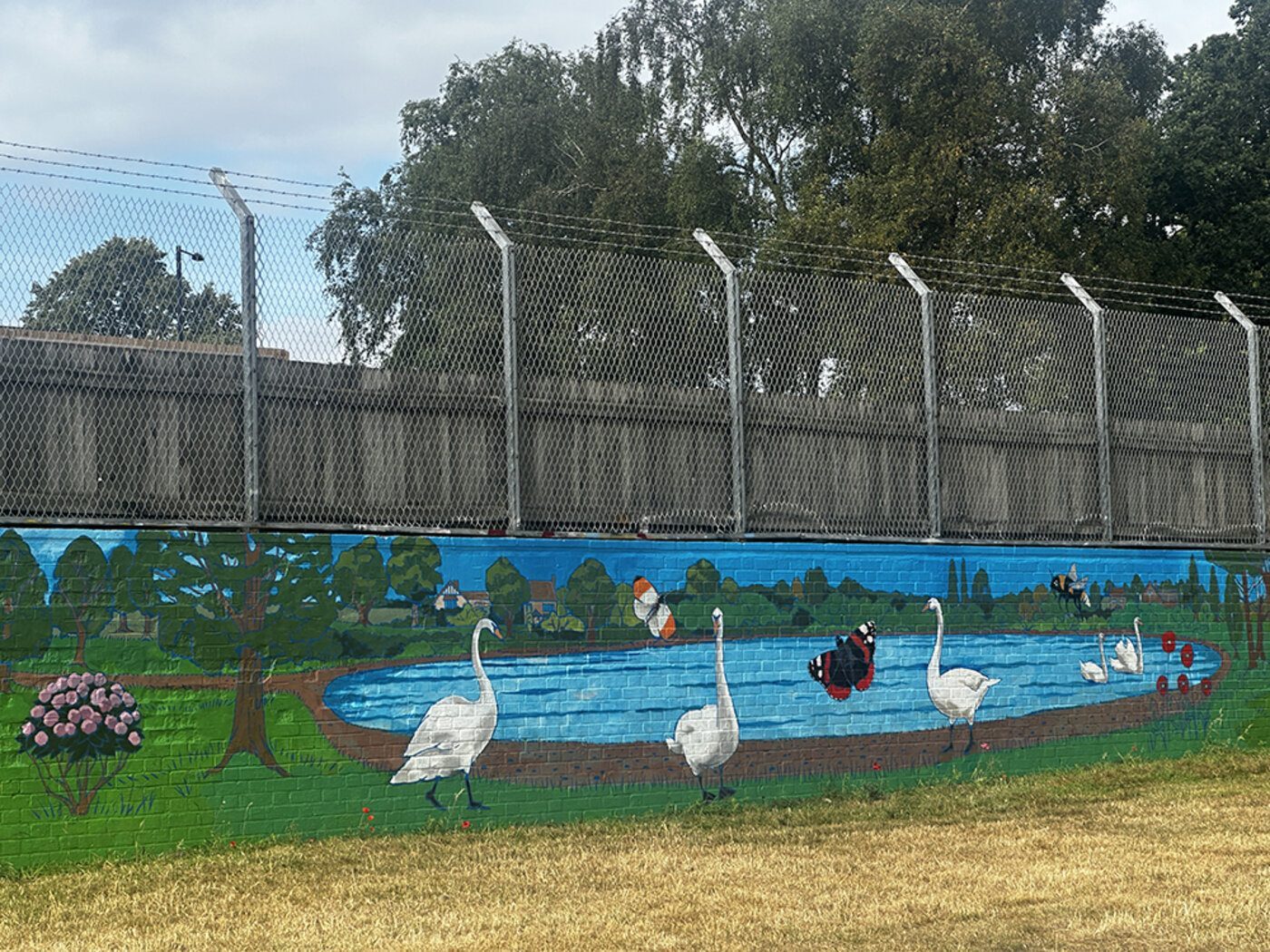 Swan mural at Swanshurst Park, Birmingham